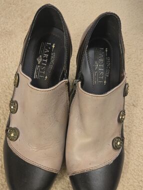 Spring Step L'Artiste Women's Two-Tone Taupe and Black Leather Shoes